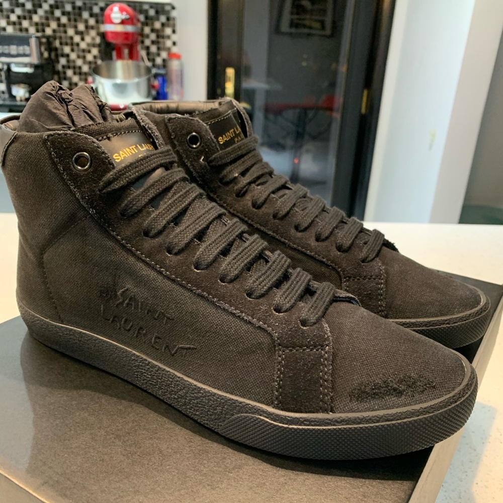 Saint Laurent Men’s Classic Court SL06 Distressed
